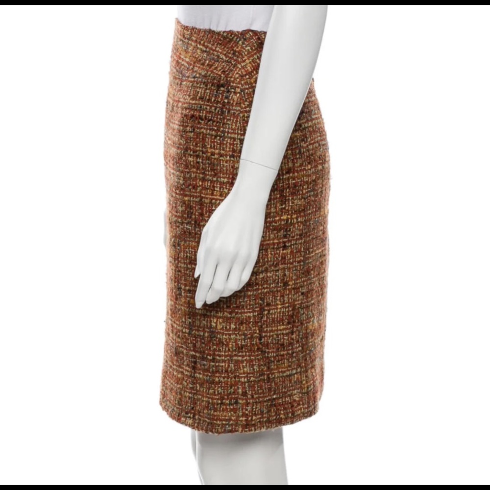 Chanel Boutique vintage skirt from fall/winter 1998 Orange & brown tweed pattern - Picture 2 of 7